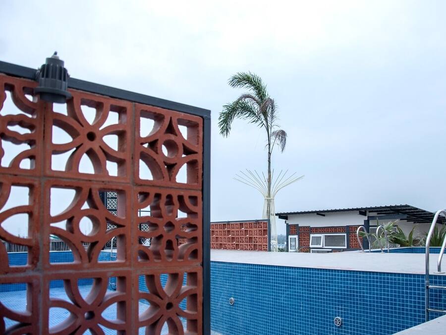 2 piscinas al aire libre
