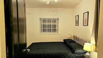Apartment | 1 bedroom, free WiFi, bed sheets