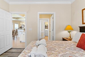 4 chambres, Wi-Fi gratuit, draps fournis