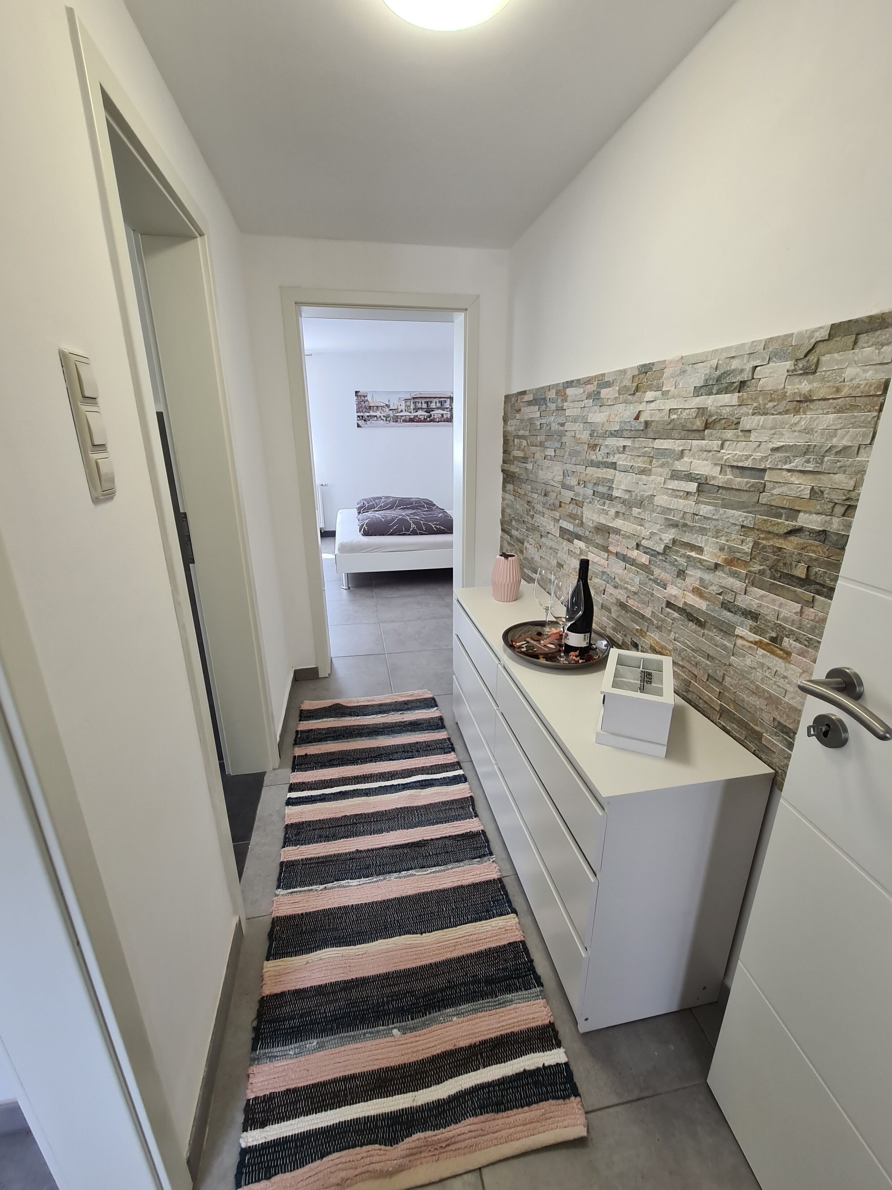 1 chambre, lit parapluie, Wi-Fi gratuit, draps fournis