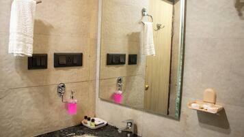 Executive Room | Bathroom