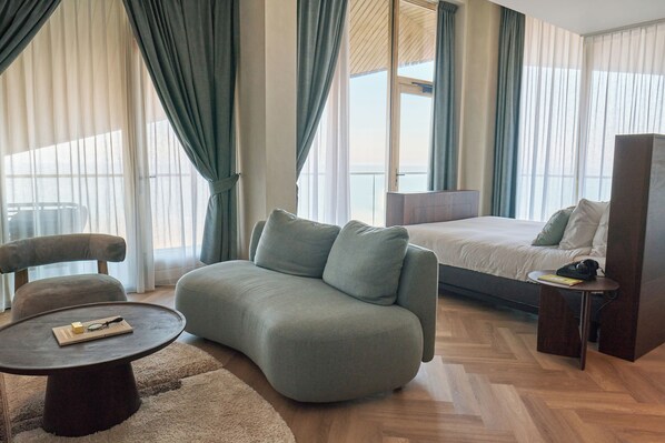 Premium bedding, minibar, in-room safe, blackout curtains