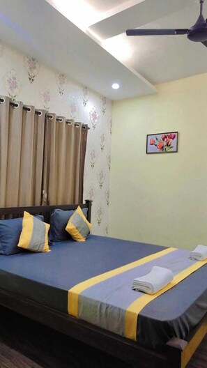 Deluxe Double Room - GoanFiesta Beach House Calangute (Calangute)