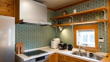 IZA oumimaiko nagi | Private kitchen | Fridge, microwave, stovetop, electric kettle