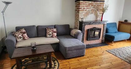 Appartement situé en plein bourg de Cour-Cheverny