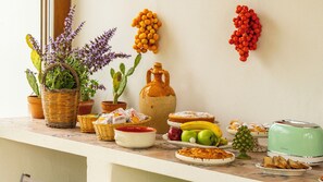 Free daily cooked-to-order breakfast - Tenuta Doxi (Sannicola)