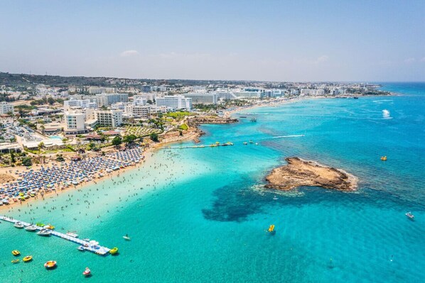 Beach nearby - SunnyVillas: 1 Bedroom Central Protaras*P11 (Protaras)