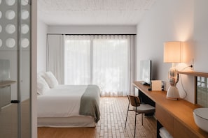 Premium bedding, down duvets, in-room safe, desk - Boutique Hotel Villa Salvador - Adults Only (Cadaqués)