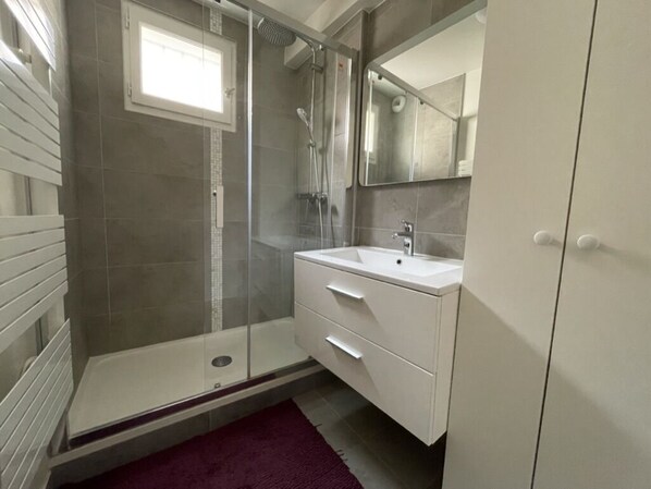 Dusche