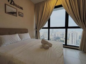 1 habitación y ropa de cama 