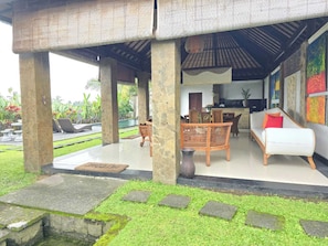 Lobby - Belvilla Bunga Matahari Ceking Rice Terrace (Taro)