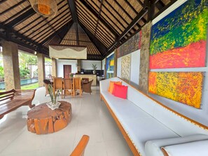 Lobby - Belvilla Bunga Matahari Ceking Rice Terrace (Taro)