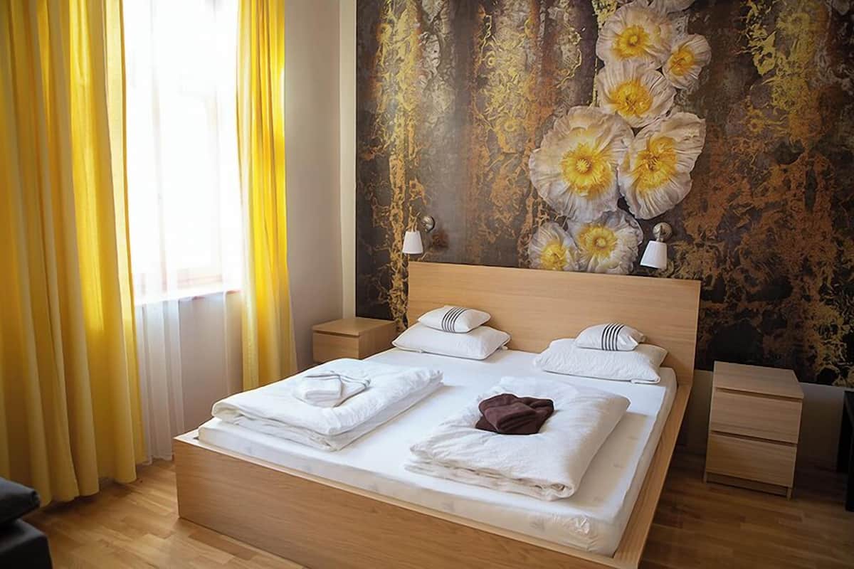 Basic Room, Garden View | 1 bedroom, desk, laptop workspace, blackout drapes