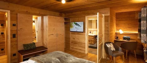 2 chambres, bureau, fer et planche à repasser, Wi-Fi gratuit