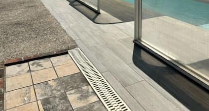 Maison de Maßtre de caractÚre - piscine chauffée