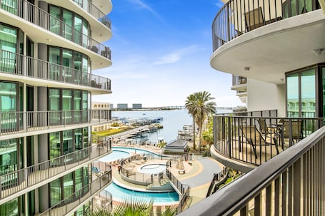 Property grounds. Lighthouse on the Bay 2410 | Orange Beach, AL