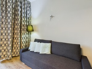 Living room - Studio Warsaw City Center by Renters (Warsaw)