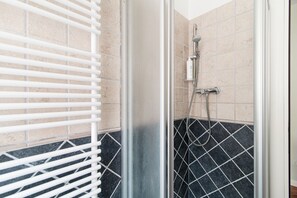 Apartment | 1 bedroom, iron/ironing board, free WiFi - Colibrì (Tremezzina)
