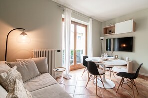Apartment | 1 bedroom, iron/ironing board, free WiFi - Colibrì (Tremezzina)