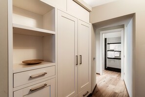 Apartment | 1 bedroom, iron/ironing board, free WiFi - First (Como)