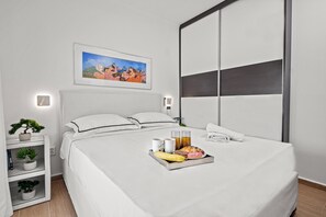 1 bedroom, in-room safe, iron/ironing board, free WiFi