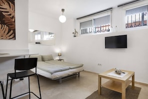 1 chambre, coffres-forts dans les chambres, bureau