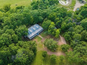 Exterior - Pool+Hot Tub+Pickleball | Minutes to Henkel Square (Round Top)