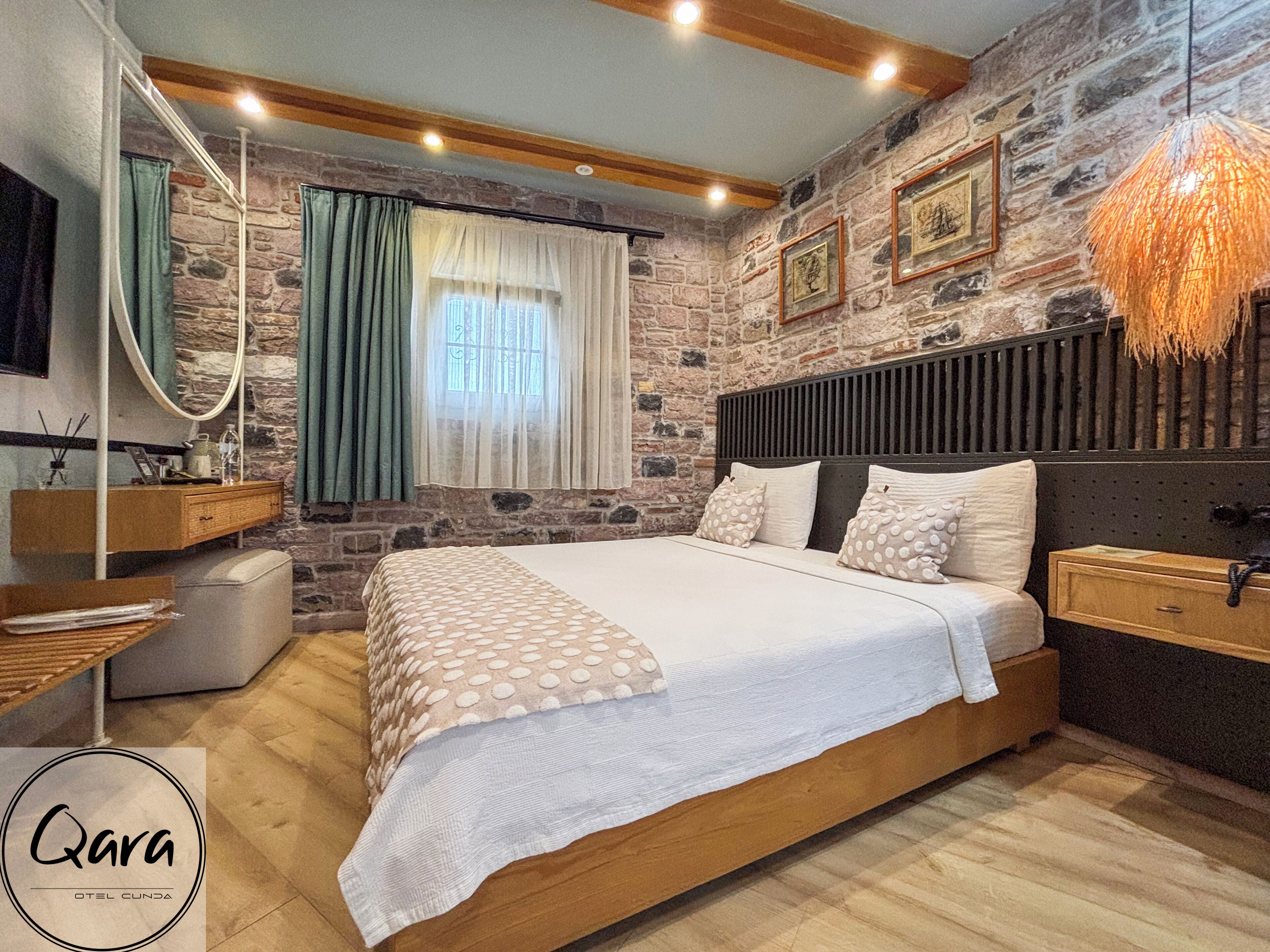 Standard Room | WiFi (free), bed sheets