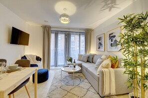 Televisio, työhuone