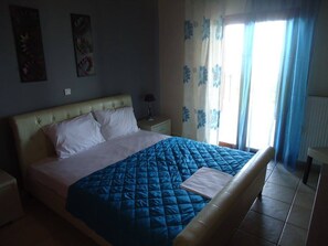 Huvila | 3 makuuhuonetta, silitysrauta/-lauta, ilmainen Wi-Fi