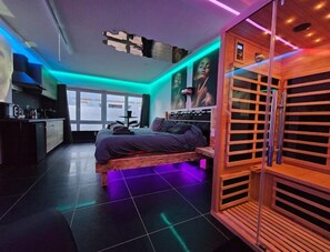 1 bedroom, free WiFi, bed sheets - Magnifique Suite Spa Luxembourg (Differdange)
