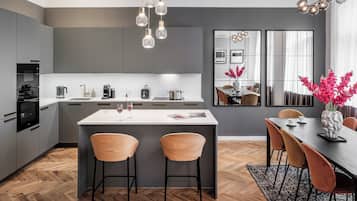 Luxury Apartment | Private kitchen | Fridge, microwave, oven, stovetop
