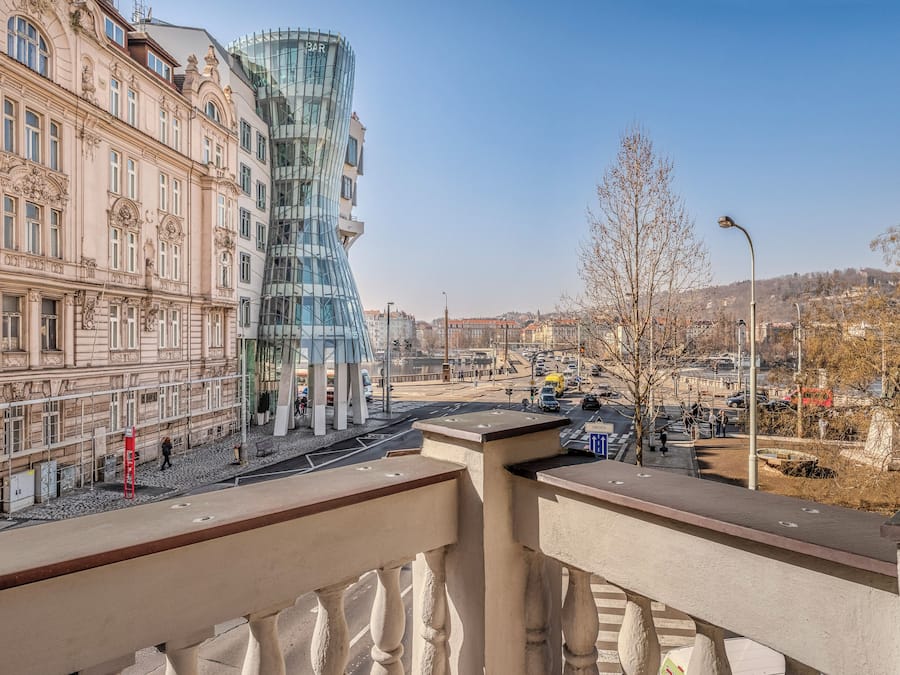 Bureau, chambres insonorisées, Wi-Fi gratuit, draps fournis