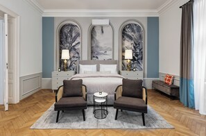 Bureau, chambres insonorisées, Wi-Fi gratuit, draps fournis