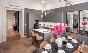 Private kitchen - River Dance Suites by Adrez (Prague)