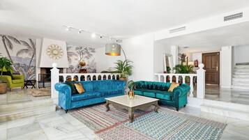 Huvila, 5 makuuhuonetta, yksityinen uima-allas | Oleskelualue