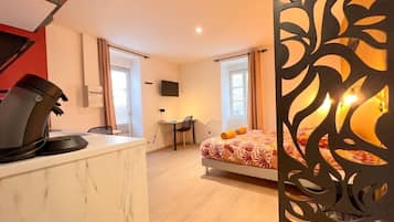 1 bedroom, desk, iron/ironing board, free WiFi