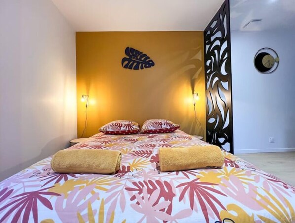 1 bedroom, desk, iron/ironing board, free WiFi