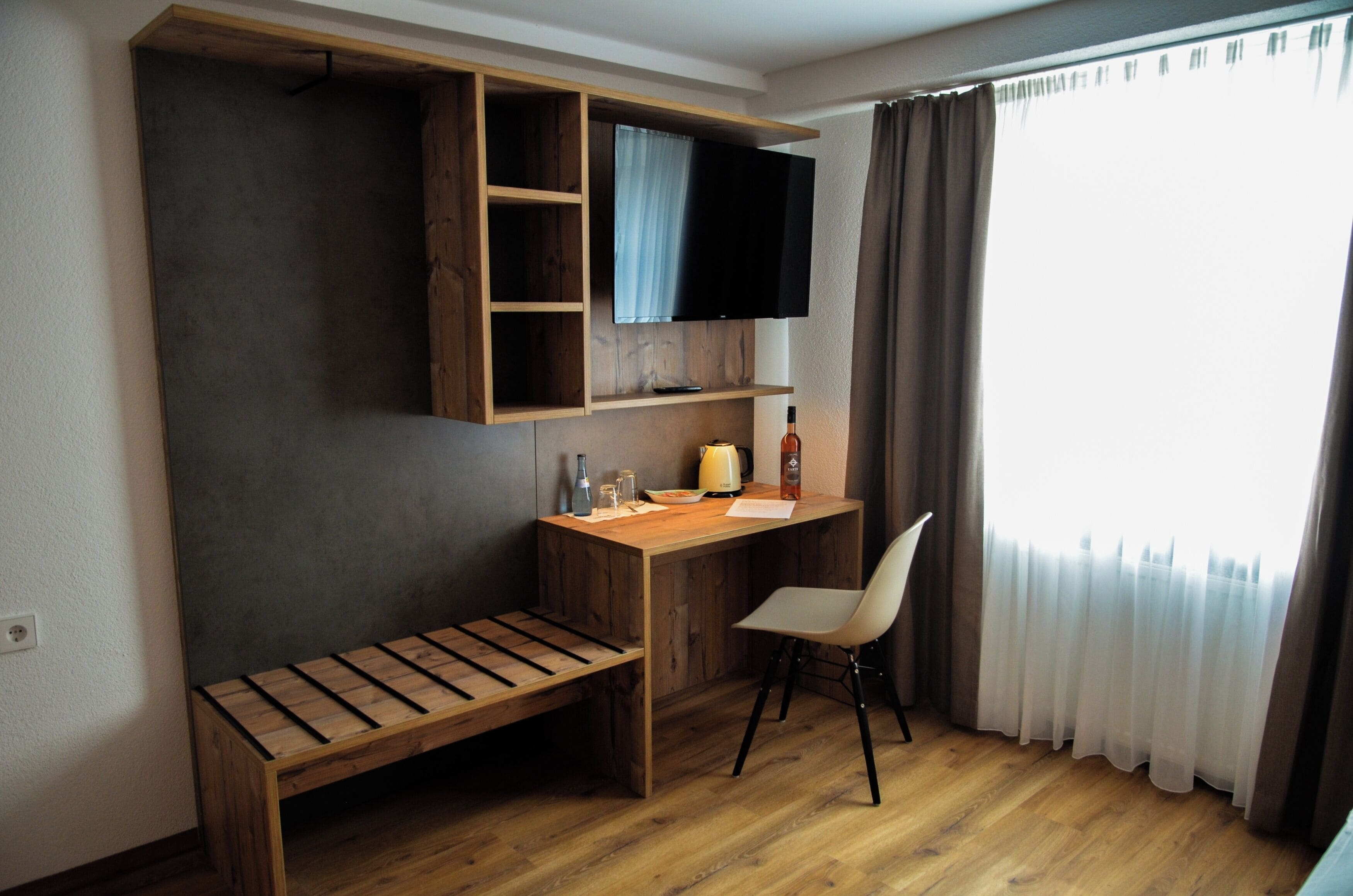 Desk, iron/ironing board, free WiFi, bed sheets