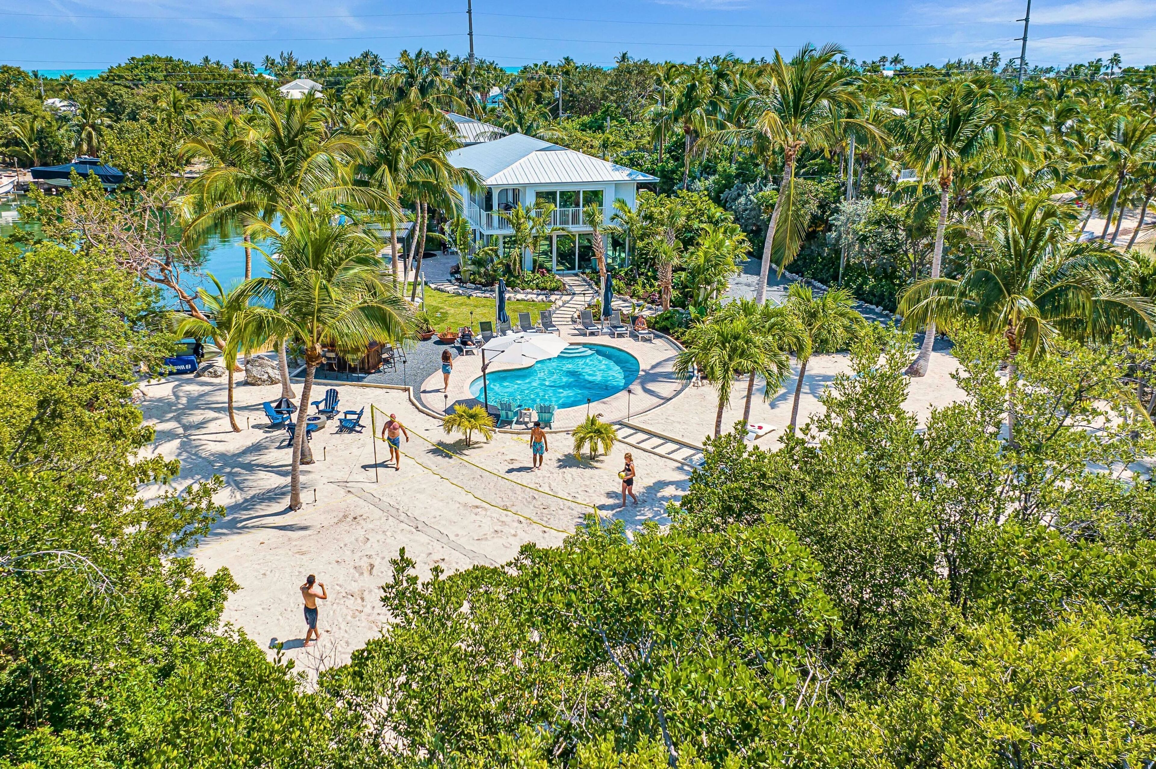 Peninsula Villa / Heated Pool / Sunset Point