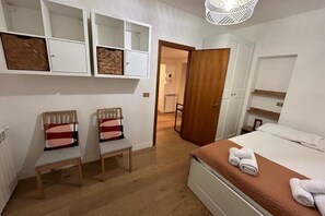 3 bedrooms, WiFi, bed sheets - Soft House - Vacanze in Centro - (Palermo)