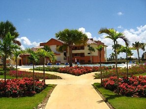 Property grounds - Magic Arena Blanca Beach Suite (Punta Cana)
