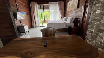 Deluxe Villa | 1 bedroom, laptop workspace, free WiFi, bed sheets