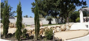 Property grounds - Maison Contemporaine au Cœur de la Provence Entre Aix en Provence et Marseille (Belcodène)