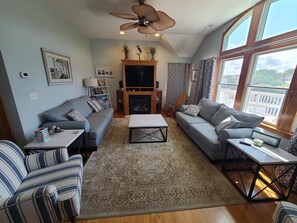 TV - Steps to Beach, Pool, Game Room, Aug Weeks Open! (Corolla)