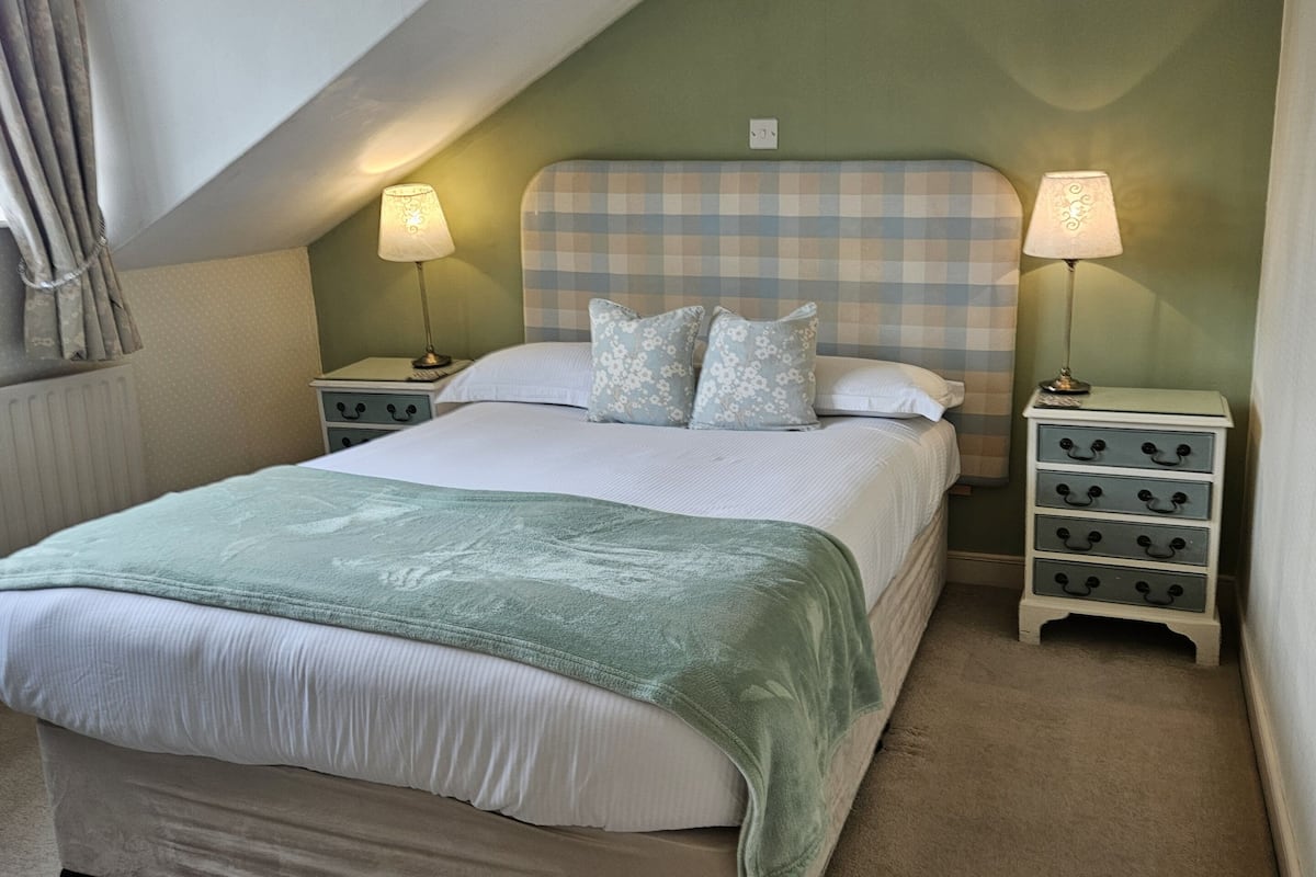 Traditional Double Room, Ensuite (Garden View) | 1 bedroom