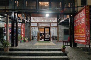 Fachada de la propiedad