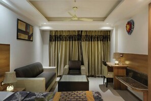 Desk, rollaway beds, free WiFi, bed sheets