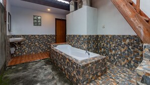 Villa, 2 Schlafzimmer | Badezimmer
