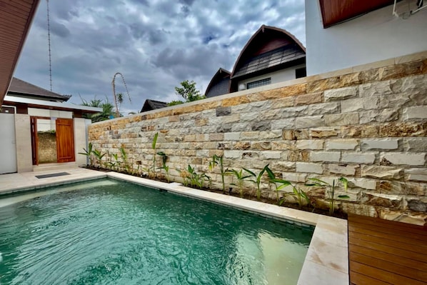 Outdoor pool - Belvilla Pantai Senja Resort Central Ubud (Pecatu)